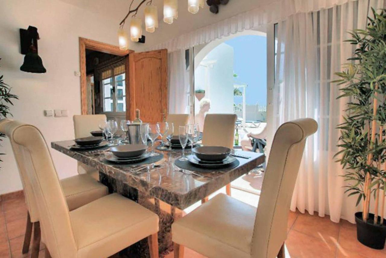 Villa Destino Tias Bagian luar foto